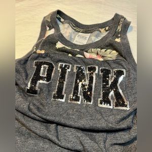 PINK Victoria’s Secret tank top (S)